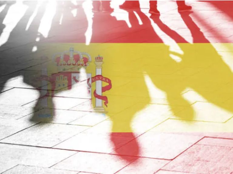 Why Visa-Compliant Health Insurance Is the Make-or-Break Factor for Your Spanish Visa and Residency