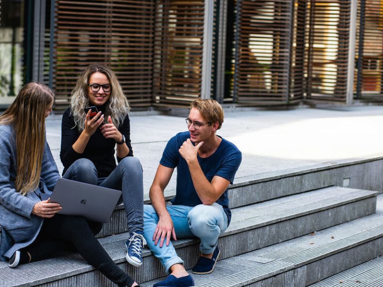 How do I apply for a Spanish student visa?