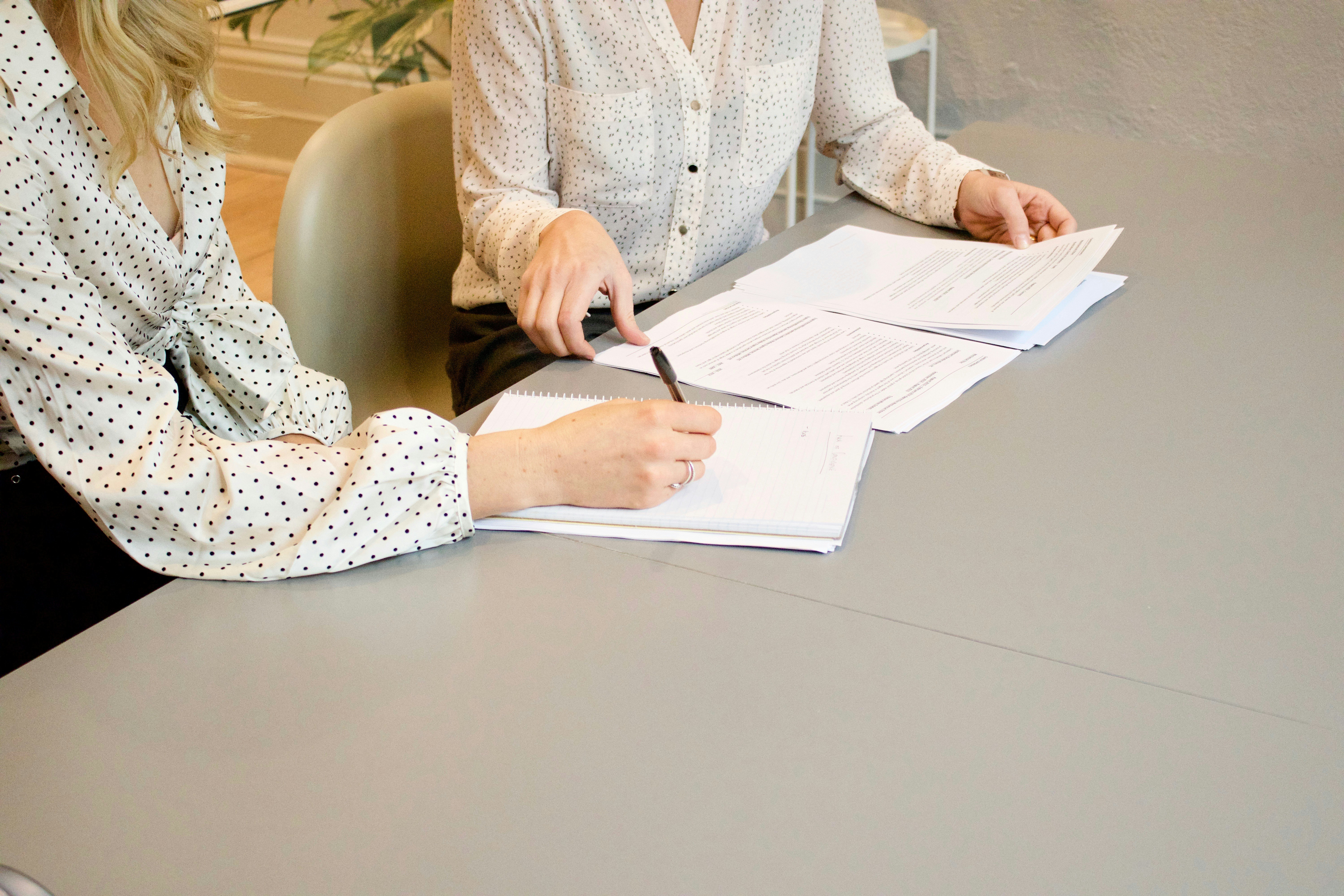 Same Insurer, Smaller Network, Questionable Compliance: What Cheap Visa Plans Leave Out