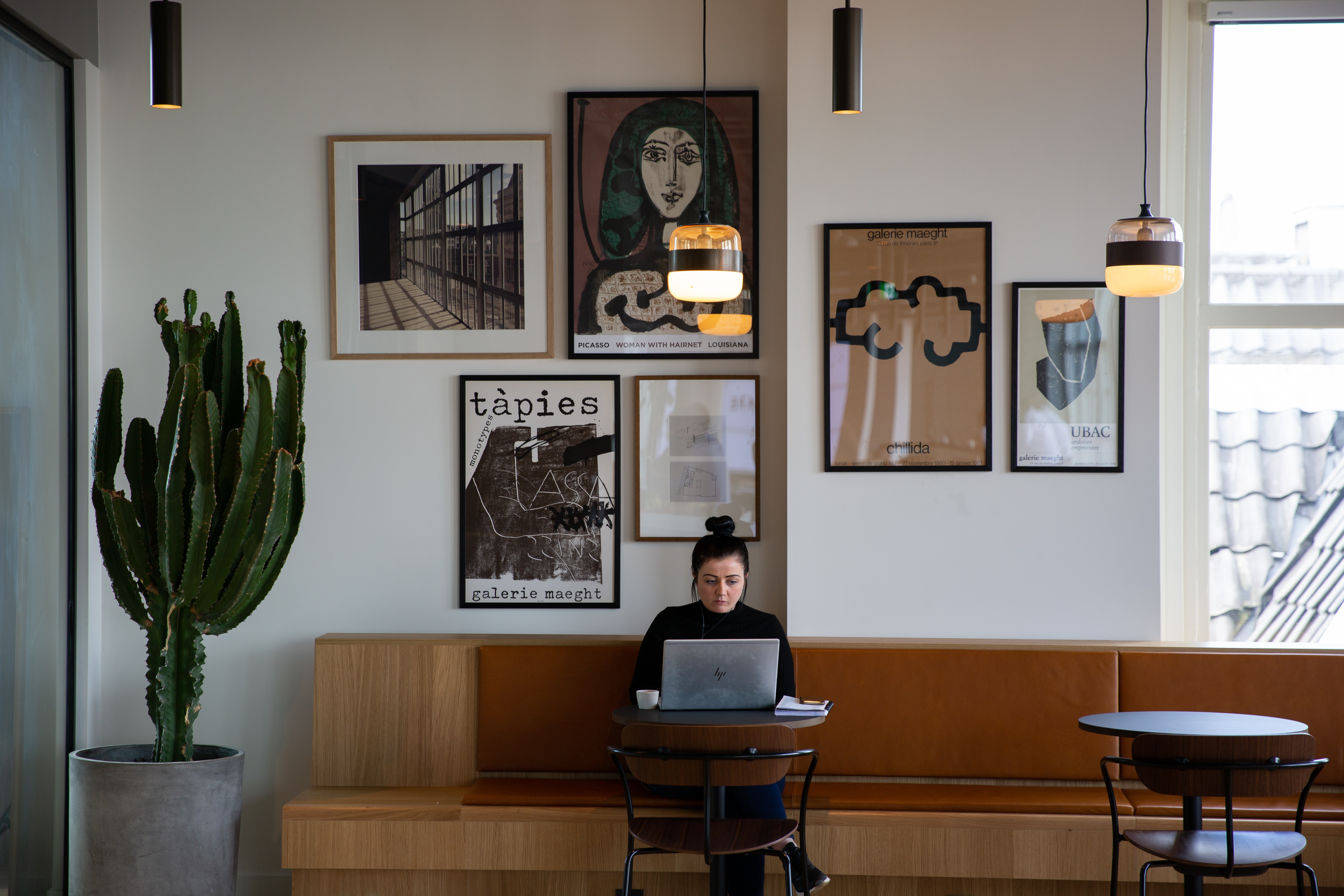 Freelancer working at a cafe
